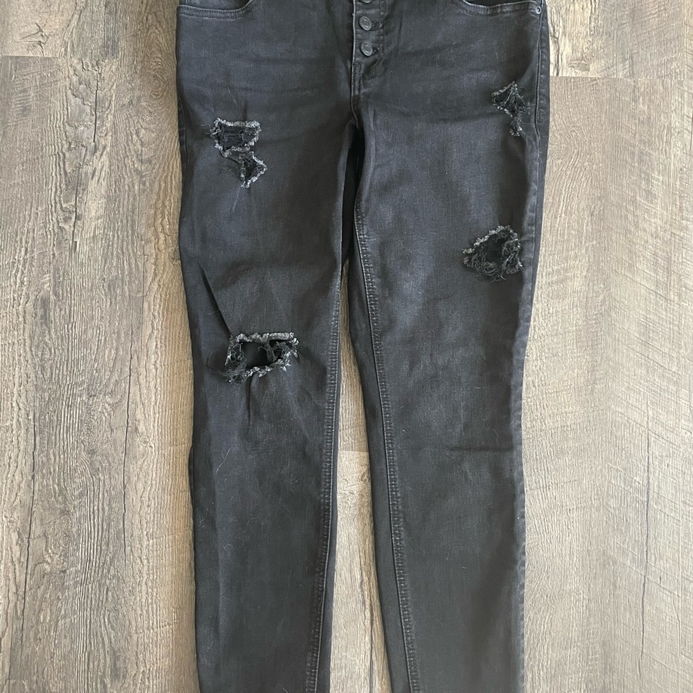 Women's Black Distressed Jeans